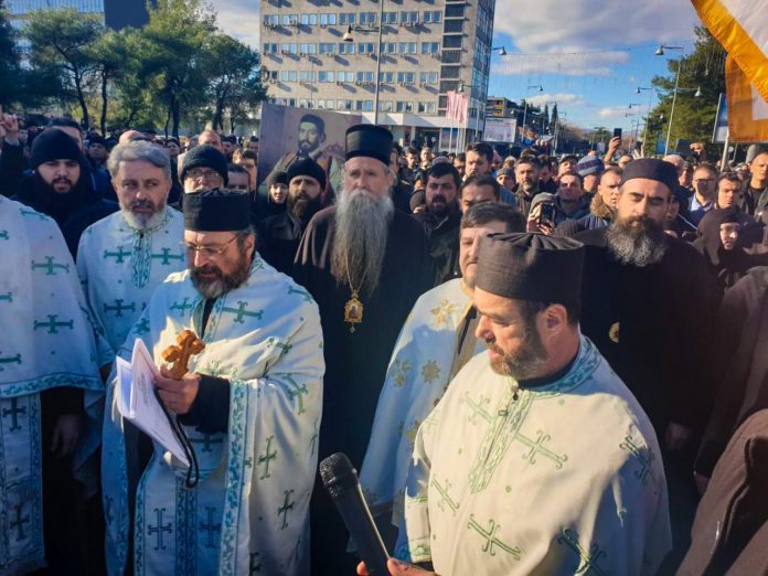 Most Podgorica barikade 2