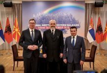 Vučić: Od kraja ovog mjeseca možemo da prelazimo granice samo sa ličnom kartom