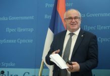 Ministar mekog srca: Uz pjesme Duška Milunovića djeca tonu u san