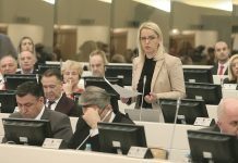 Novaković Bursać: Opozicija želi privući pažnju populističkim prijedlozima