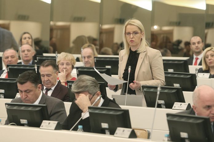 Snjezana-Novakovic-Bursac-poslanica-SNSD-a-u-PS-BiH-04-foto-S-PASALIC