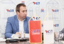 Selak: Razmišljamo o osnivanju nove stranke