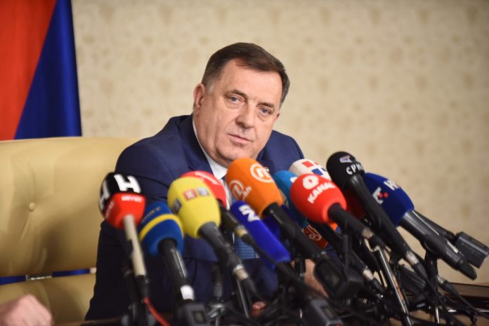 Konferencija za medije Dodik 1