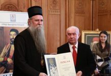 Vladika Joanikije: Borba je tek počela