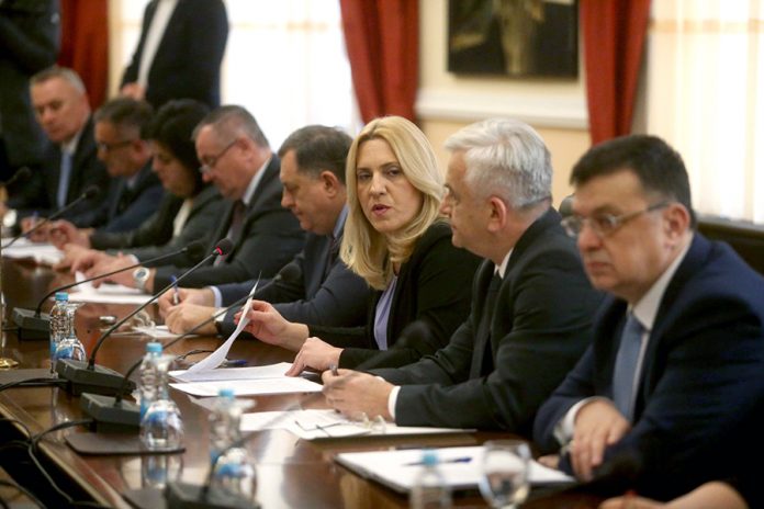 sastanak-zvanicnici-rs-partije-5