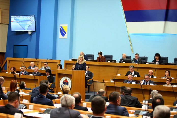 skupstina-rs-sjednica-ustavni-sud-5 cvijanovic