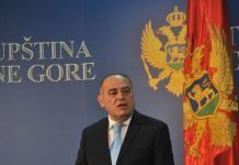 Simović: Od ponedjeljka zabrana javnih okupljanja i prekid nastave u Crnoj Gori