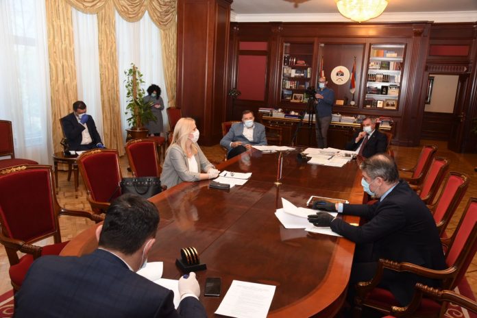 Glavni koordinacioni tim 2404b