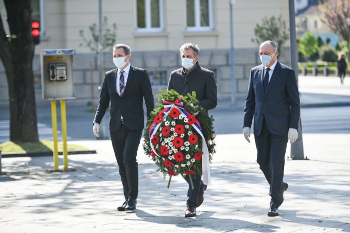 radojicic polaganje vijenaca