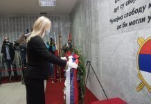 Položeni vijenci u Spomen-sobi u kasarni „Kozara“