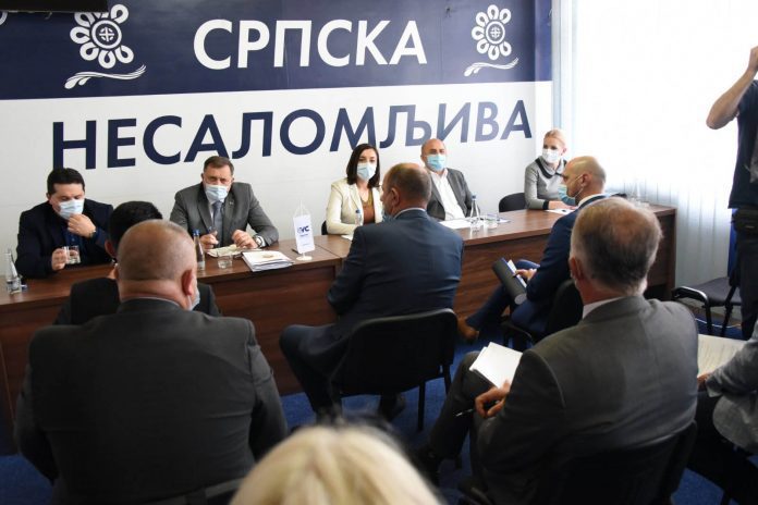 Бањалука - Милорад Додик, Ненад Сте