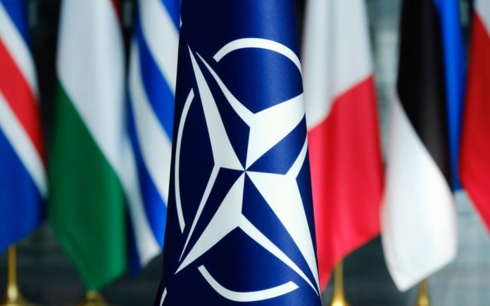 NATO zastava