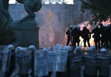 Bilans protesta u Beogradu – povrijeđeno 19 policajaca i 17 demonstranata