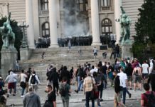 Zbog nereda u Beogradu osuđeno pet osoba