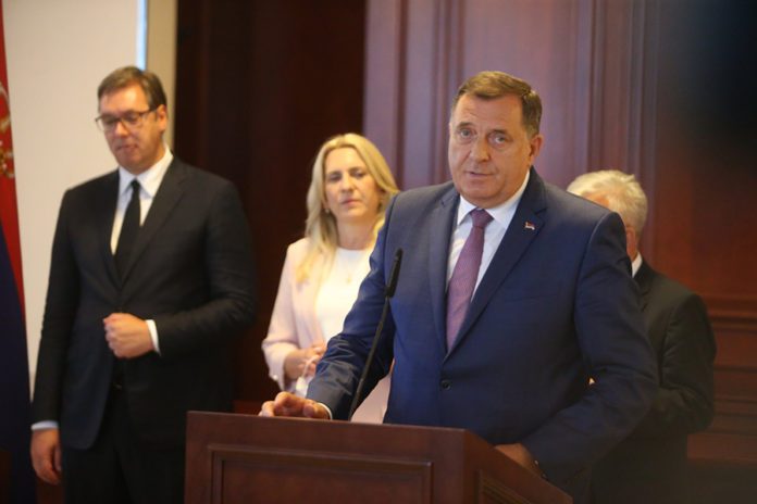 aleksandar-vucic-pres-11 dodik