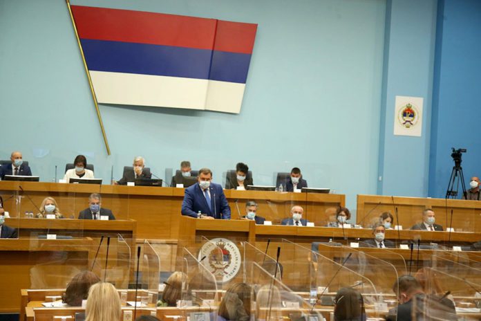 narodna-skupstina-milorad-dodik-1