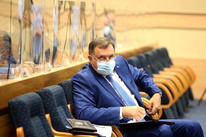 narodna-skupstina-milorad-dodik-2