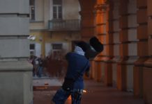 Novi Sad: Sukobili se demonstranti i policija, kamenovana Gradska kuća, hapšenja i ples