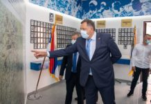Dodik posjetio Spomen-sobu palim borcima u Bijeljini