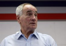 Preminuo Vladica Popović