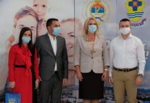 Cvijanovićeva i Jerinić uručili ključeve stanova za 13 mladih bračnih parova u Doboju