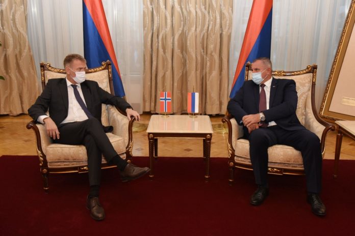 Rajnertsen i Višković 3