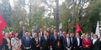 Dodika u Trebinju dočekali Ćurić i kandidati sa odborničke liste SNSD-a