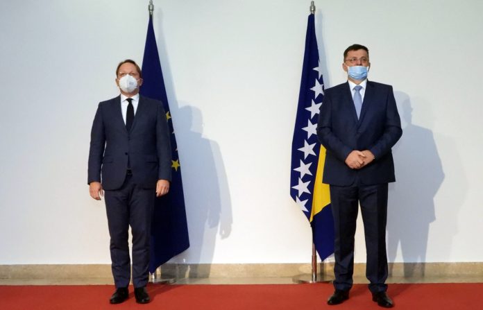 Varhelji Tegeltija 1