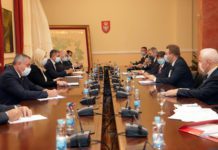 Cvijanović i Višković sa hrvatskom delegacijom: Jačati privrednu saradnju i infrastrukturno povezivanje