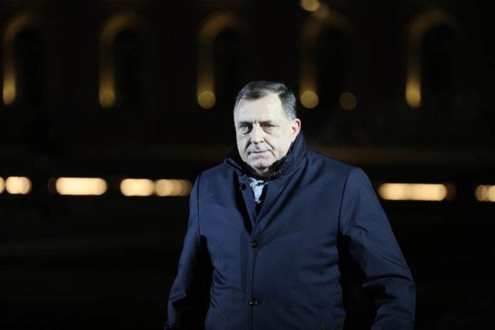 Dodik spomenik Stefanu 6