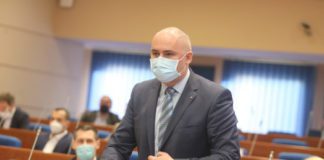 Topić: Klub odbornika SNSD-a nezadovoljan Nacrtom rebalansa budžeta