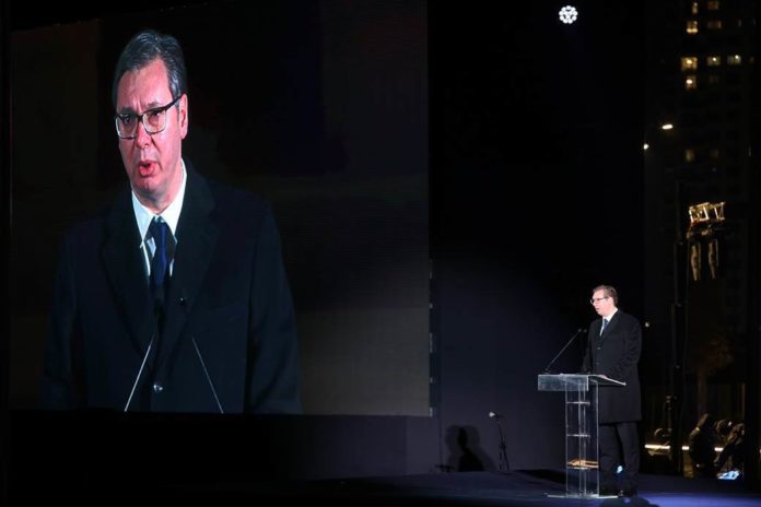 Vucic spomenik Stefanu 1