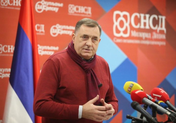 Milorad-Dodik-SNSD-press-3