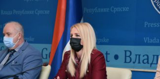 Trivić: Od ponedjeljka svi učenici i studenti prelaze na onlajn nastavu