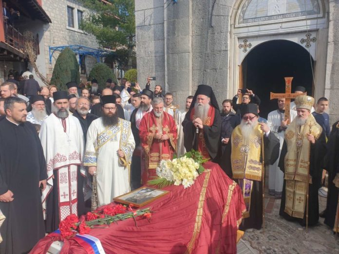 Sahrana vladike Atanasija Tvrdos