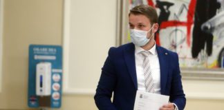 Stanivuković tvrdi da budžet ne može da „istrpi“ niže cijene smještaja u vrtićima