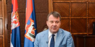 Mirović: Stanivukovićevo nošenje „bubice“ je neprimjeren gaf