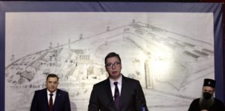 Vučić: Pravi prijatelji su oni koji njeguju sjećanje na današnji dan