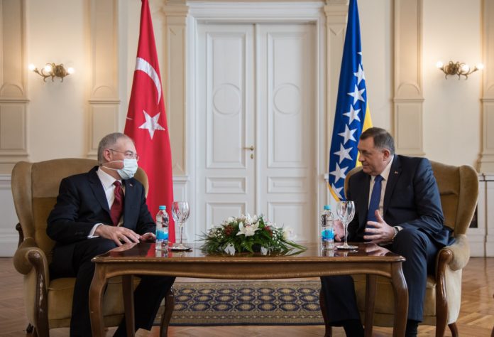 Sadik Babur Girgin i Dodik