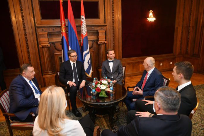 zatvoreni-sastanak-vucic-stanivukovic-dodik-i-ostali-4