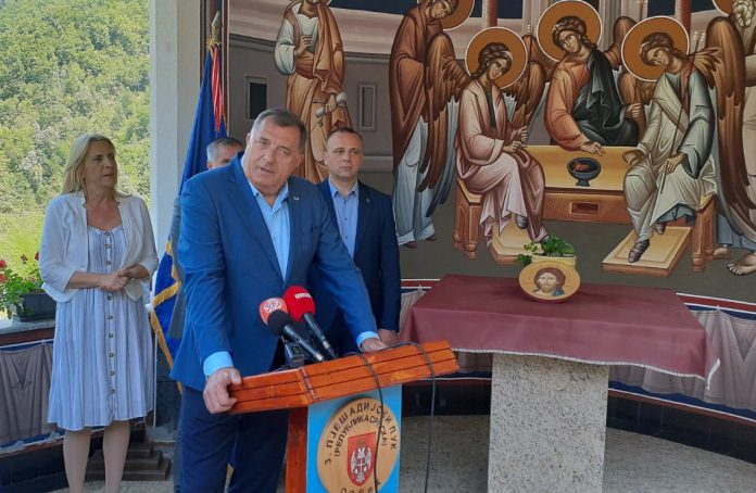 Сребреница - Милорад Додик