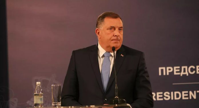 Vucic Dodik zvanicnici 11