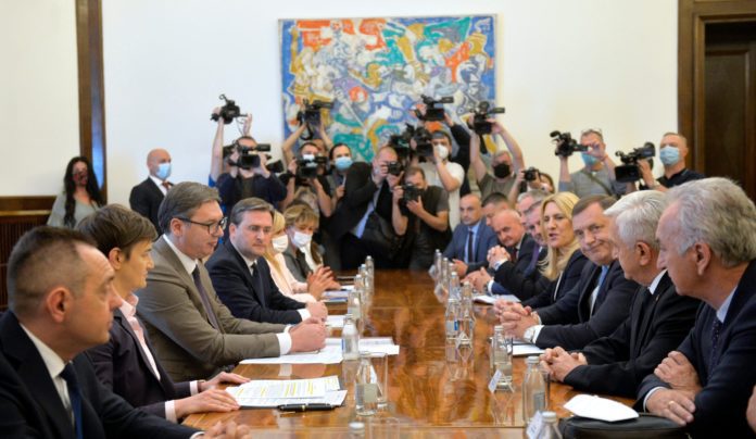 Vucic Dodik zvanicnici