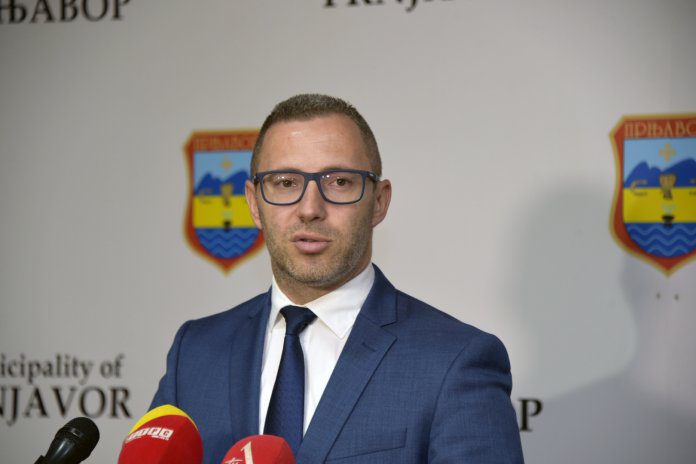 Прњавор - Дарко Томаш