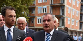 Višković: Međunarodni moćnici skrivaju istinu o stradanju Srba