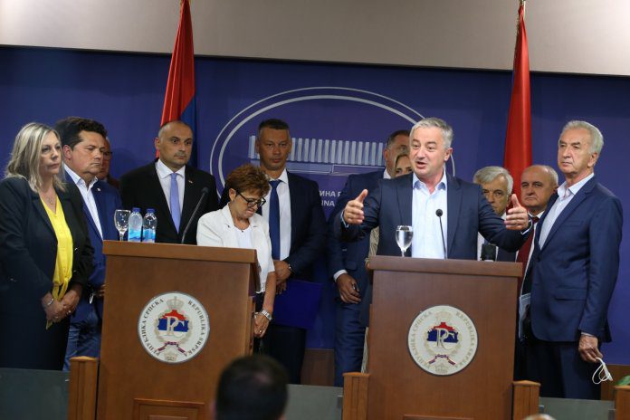 sastanak-lidera-partija-u-RS-3