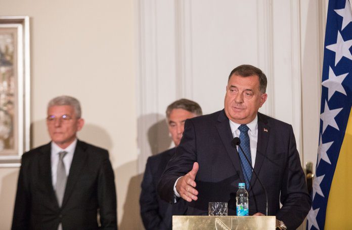 Clanovi Predsjednistva sa Erdoganom - Dodik 1