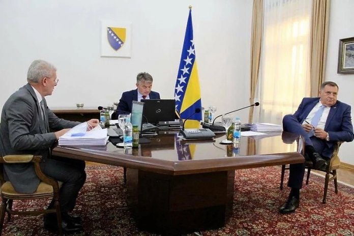 Dodik Komsic Dzaferovic sjednica Predsjednistva BiH