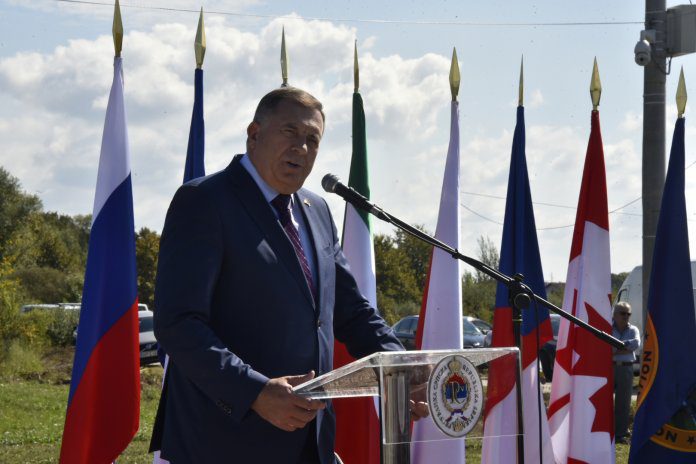 Добој - историјски догађаји - Додик