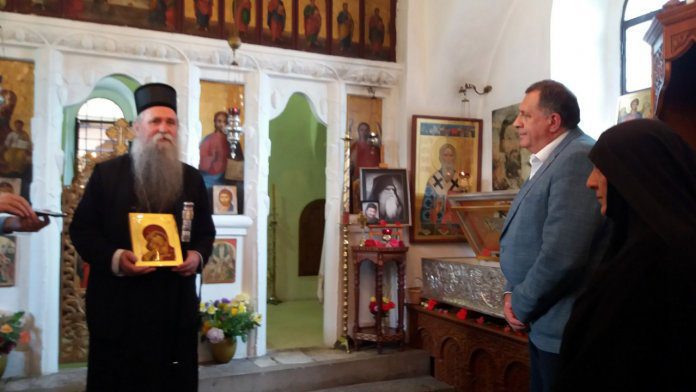 Даниловград - Додик са митрополито